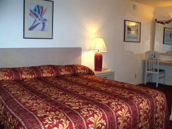 Townhouse Motel Уийд Стая снимка